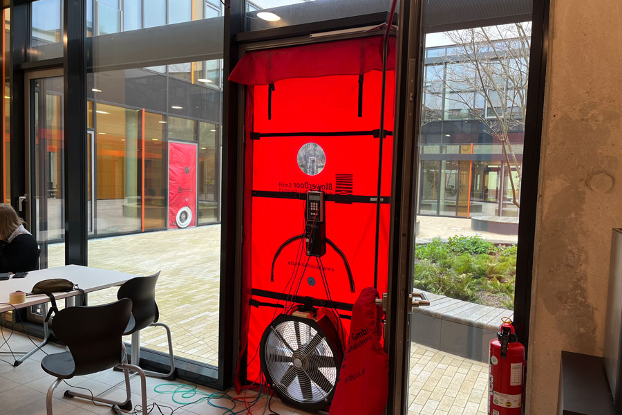 Blower Door Hotel Garbsen