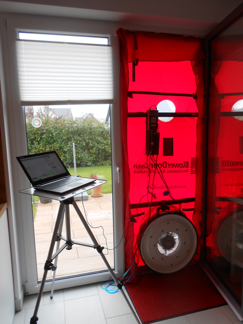 Zugluft nachweisen - BlowerDoor Test Gehrden