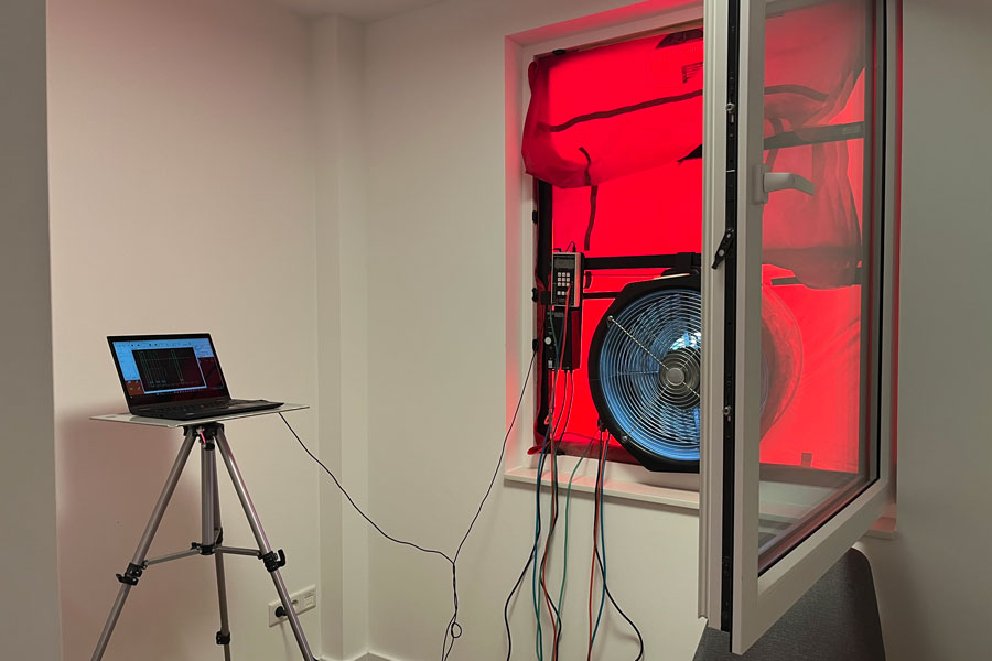 Zugluft nachweisen - BlowerDoor Test Porta Westfalica